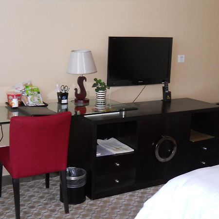 Yijing Holiday Hotel Yimeng Road Linyi (Shandong) Exterior photo