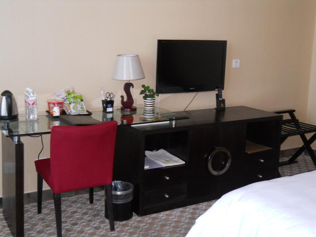Yijing Holiday Hotel Yimeng Road Linyi (Shandong) Exterior photo