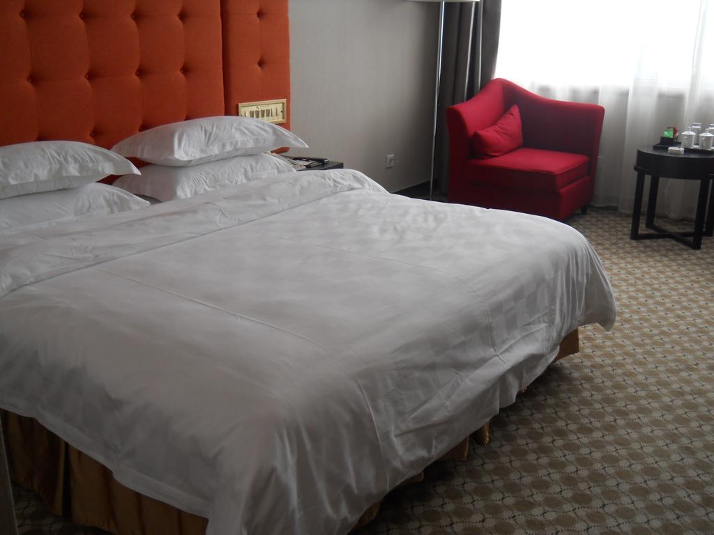 Yijing Holiday Hotel Yimeng Road Linyi (Shandong) Room photo